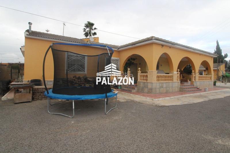 Casa de 6 dormitorios en El Realengo, Spain No. 257457