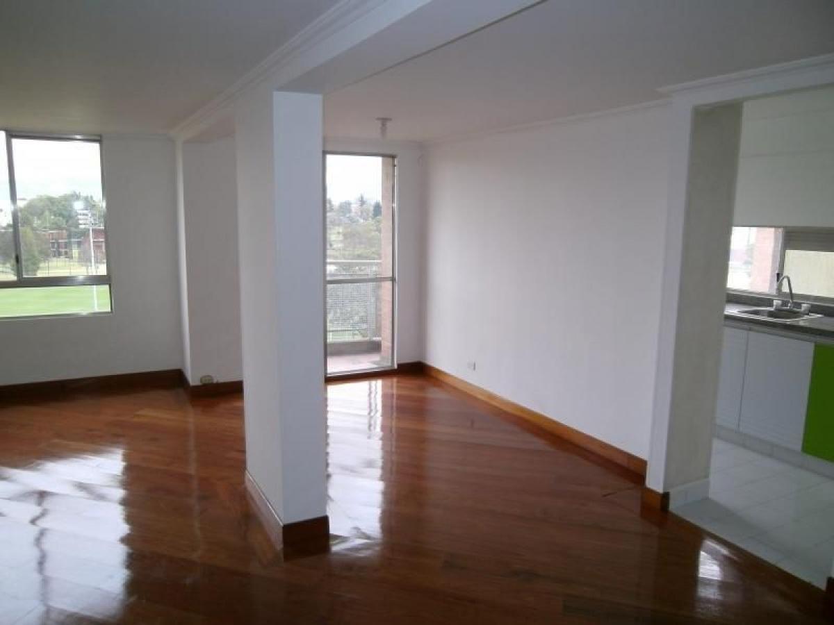 3 bedrooms House in Bogota, Colombia No. 11069