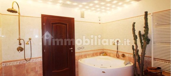 3 rooms Warehouse in Pontirolo Nuovo, Italy No. 52418 14