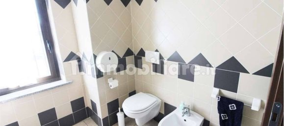 3 rooms Warehouse in Pontirolo Nuovo, Italy No. 52418 39