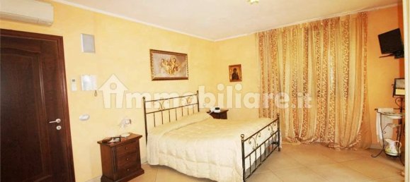 3 rooms Warehouse in Pontirolo Nuovo, Italy No. 52418 9