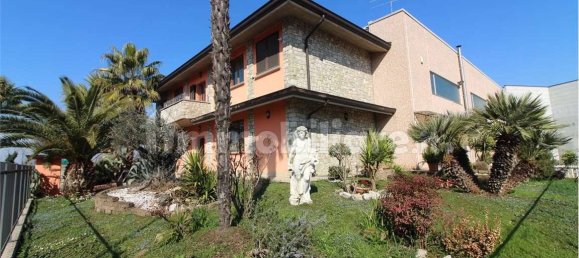 3 rooms Warehouse in Pontirolo Nuovo, Italy No. 52418 41