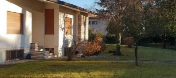 5 rooms Villa in Pordenone, Italy No. 37592 8