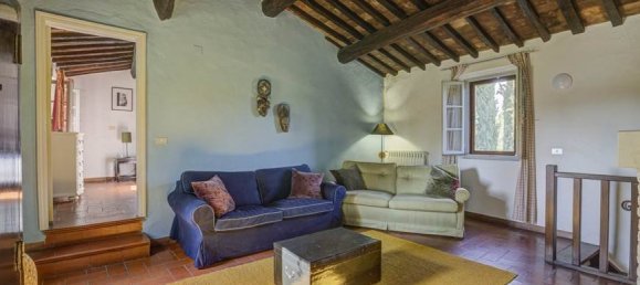 4 bedrooms House in Foiano della Chiana, Italy No. 228515 30