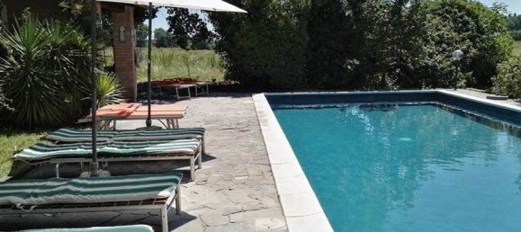 4 bedrooms House in Foiano della Chiana, Italy No. 228515 8