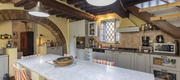 4 bedrooms House in Foiano della Chiana, Italy No. 228515 17