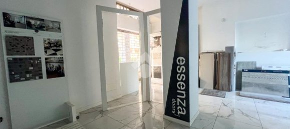 1 room Commercial property in Seveso, Italy No. 232553 20