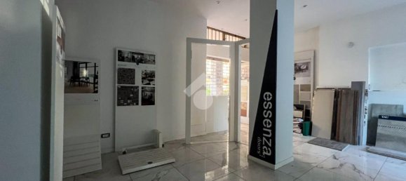 1 room Commercial property in Seveso, Italy No. 232553 18