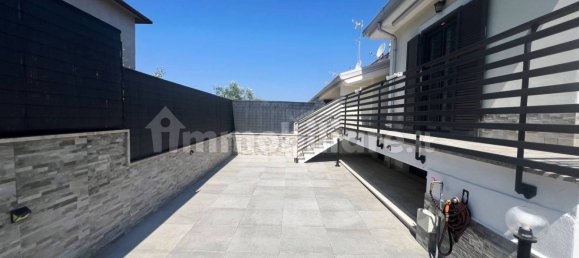 3 bedrooms Villa in Guidonia Montecelio, Italy No. 375263 7