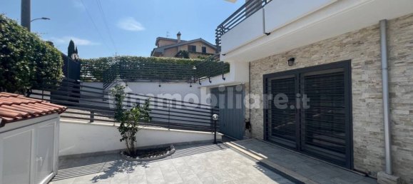 3 bedrooms Villa in Guidonia Montecelio, Italy No. 375263 13
