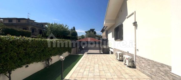 3 bedrooms Villa in Guidonia Montecelio, Italy No. 375263 11