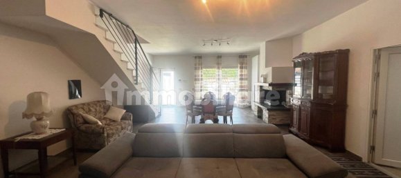 3 bedrooms Villa in Guidonia Montecelio, Italy No. 375263 30