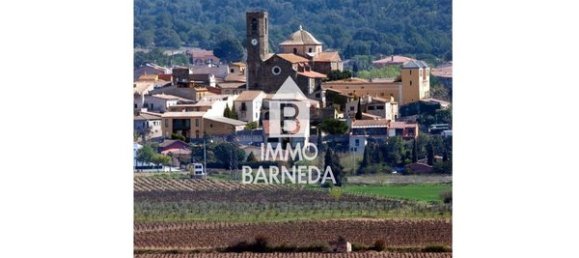 561m² Land in Garriguella, Spain No. 73547 2