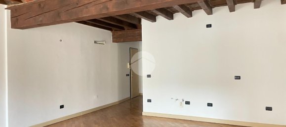 3 rooms Apartment in Brescia, Italy No. 13739 3