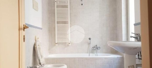 3 rooms Apartment in Brescia, Italy No. 13739 11