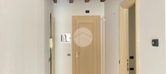 3 rooms Apartment in Brescia, Italy No. 13739 8