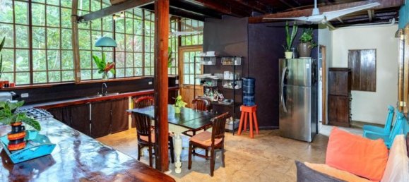 5 bedrooms House in Limon, Costa Rica No. 694 3