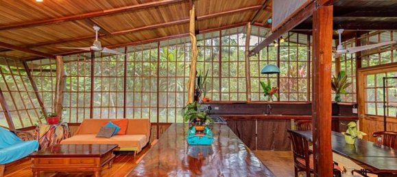 5 bedrooms House in Limon, Costa Rica No. 694 2