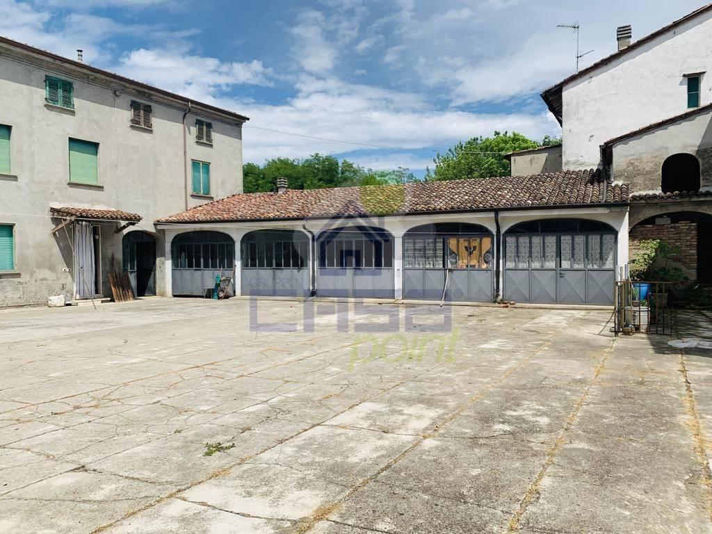 7غرفة منزل في Torre de' Picenardi, Italy رقم 34005