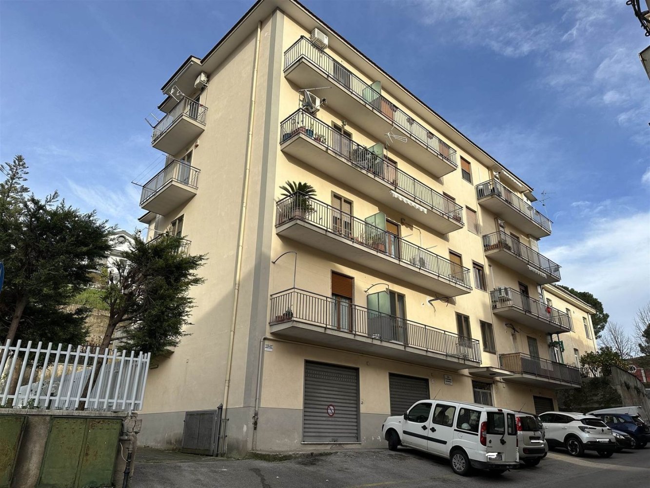 5 rooms Apartment in Cava de' Tirreni, Italy No. 229962