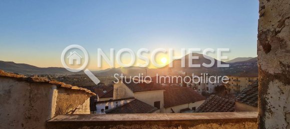 5 rooms Villa in Giffoni Sei Casali, Italy No. 134922 10