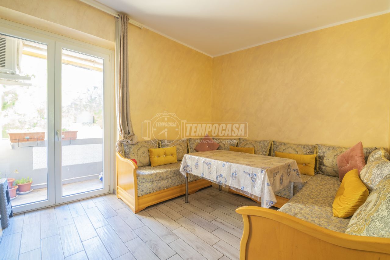 2 bedrooms Apartment in Montelupone, Italy No. 161849