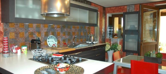 8 bedrooms House in Campobasso, Italy No. 363864 17