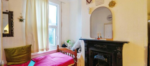 3 Schlafzimmer Haus in London, United Kingdom, Nr. 11547 2