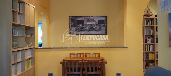 2-salle Appartement à Novate Milanese, Italy No. 37655 38