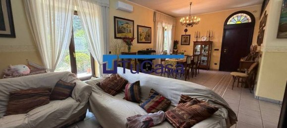 3 bedrooms Apartment in Parete, Italy No. 330223 13