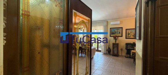 3 bedrooms Apartment in Parete, Italy No. 330223 17