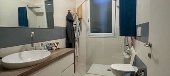 Квартира с 4 комнатами в Маранелло, Италия № 218677 5