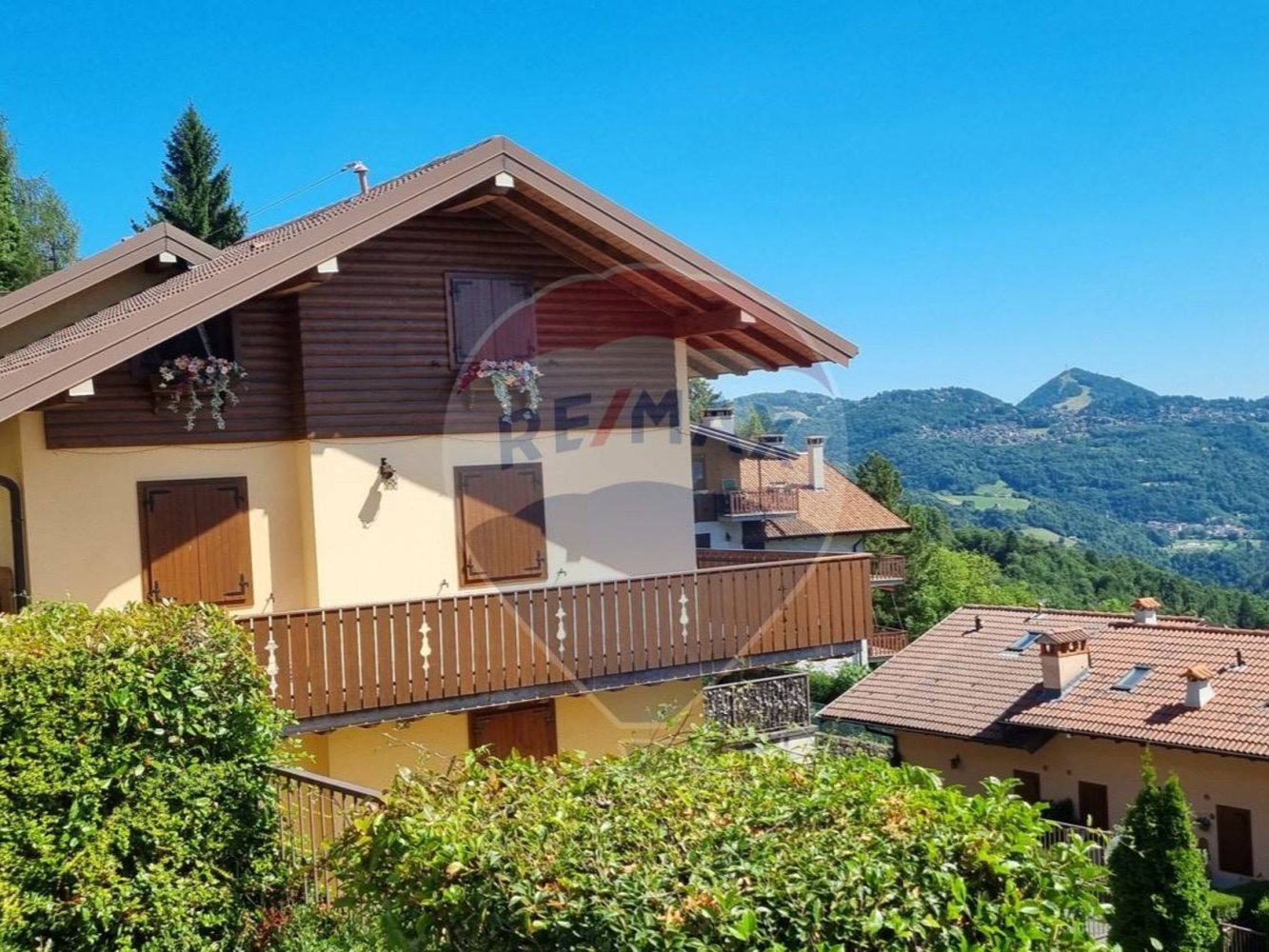 2 bedrooms Apartment in Costa Serina, Italy No. 288469