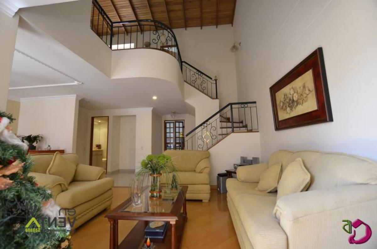 4 غرف نوم منزل في Bogota, Colombia رقم 11084