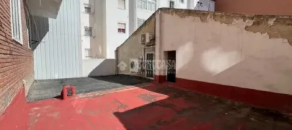 210m² Commercial property in Valladolid, Spain No. 28983 4