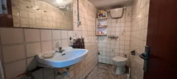 Gewerbliche Immobilie in Valladolid, Spain 210m², Nr. 28983 19