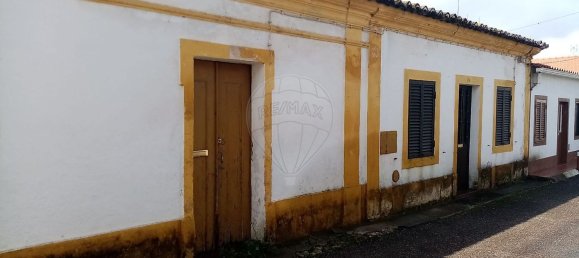 3 غرف نوم منزل في Abrantes, Portugal رقم 19740 2