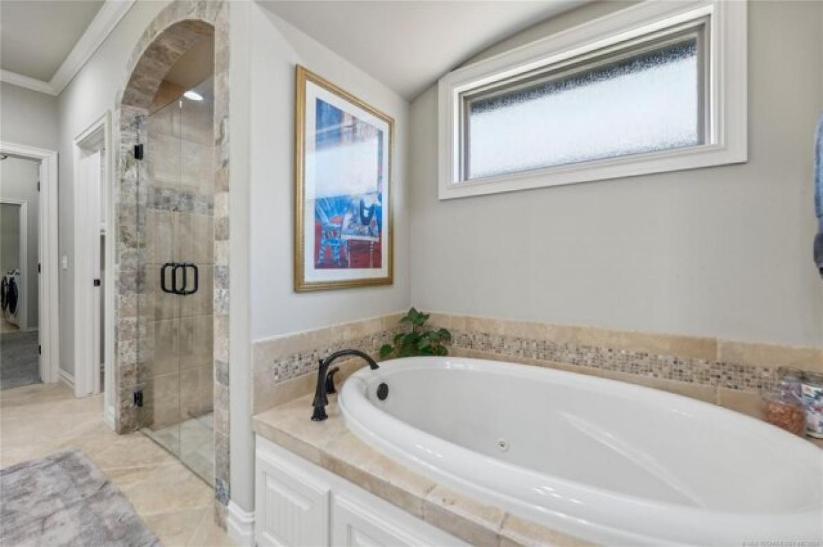 4 bedrooms House in Broken Arrow, USA No. 441297