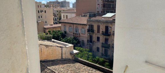 4-Zimmer Doppelhaus in Palermo, Italy, Nr. 44993 3