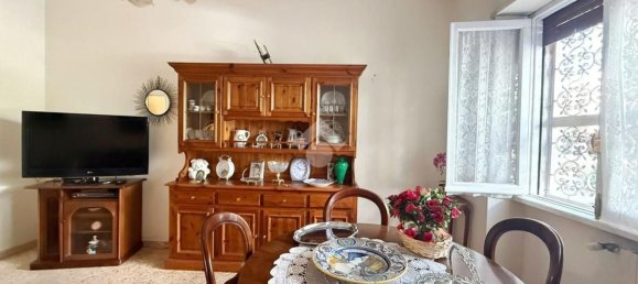 3 rooms Apartment in Rome, Italy No. 268988 13