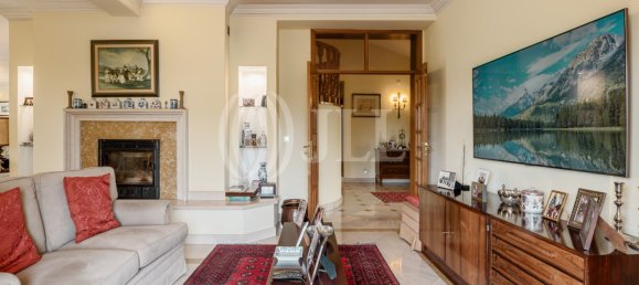 5 bedrooms Villa in Cascais, Portugal No. 106093 20