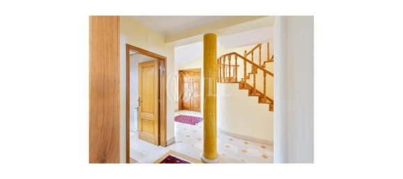 5 bedrooms Villa in Cascais, Portugal No. 106093 19