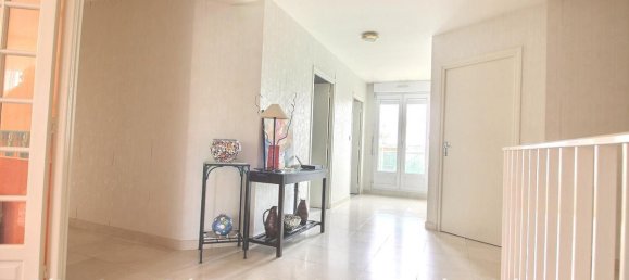 3 bedrooms House in Epieds-en-Beauce, France No. 156401 9