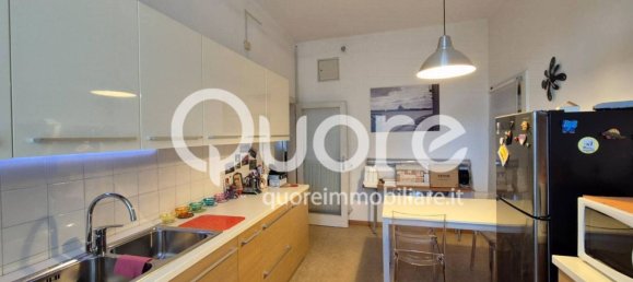 3 bedrooms Apartment in Udine, Italy No. 376811 5