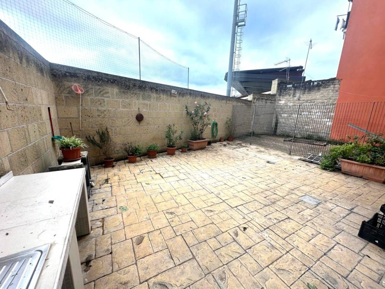 8 rooms Villa in Benevento, Italy No. 135982