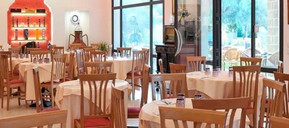 24 rooms Villa in Porto Cesareo, Italy No. 170911 46