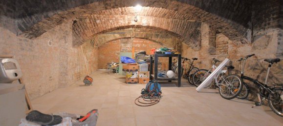 171m² Commercial property in Rudolfsheim-Funfhaus, Austria No. 138808 3