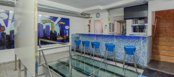 Propiedad comercial en Las Palmas De Gran Canaria, Spain 185 m² No. 66354 2