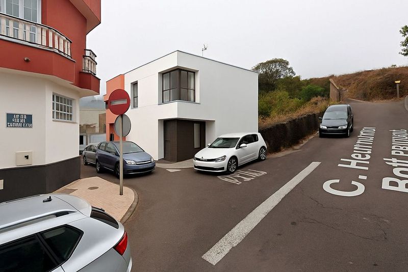 155m² Land in La Orotava, Spain No. 244057