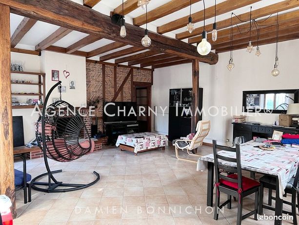 Casa de 4 dormitorios en Yonne, France No. 353325